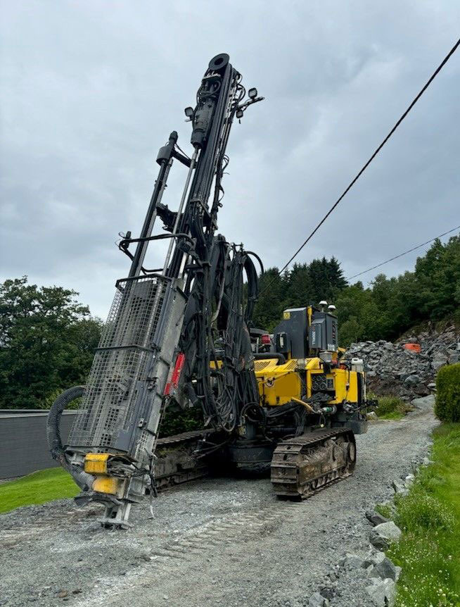 Atlas Copco FlexiROC T30R-03 - Пробивна машина: снимка 4 Atlas Copco FlexiROC T30R-03 - Пробивна машина: снимка 4