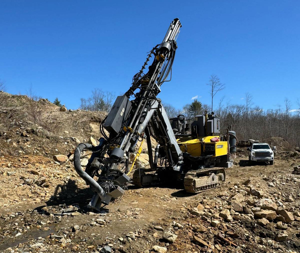 Atlas Copco FlexiROC T30R - Пробивна машина: снимка 2 Atlas Copco FlexiROC T30R - Пробивна машина: снимка 2
