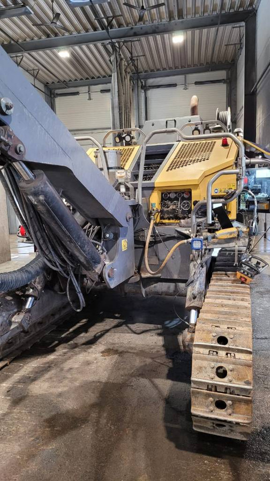 Atlas Copco FlexiROC T35R-01 - Пробивна машина: снимка 2 Atlas Copco FlexiROC T35R-01 - Пробивна машина: снимка 2