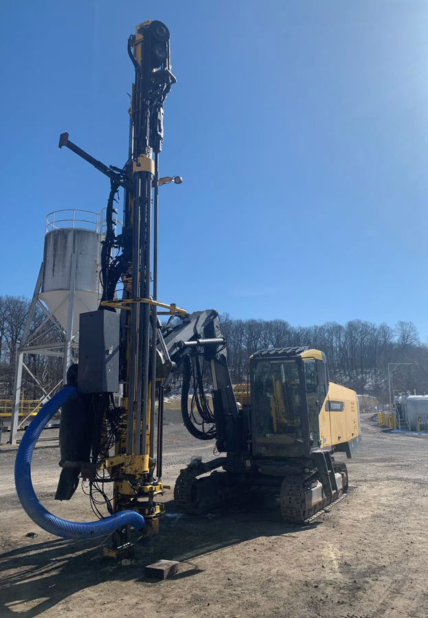 Atlas Copco FlexiROC T45 - Пробивна машина: снимка 1 Atlas Copco FlexiROC T45 - Пробивна машина: снимка 1