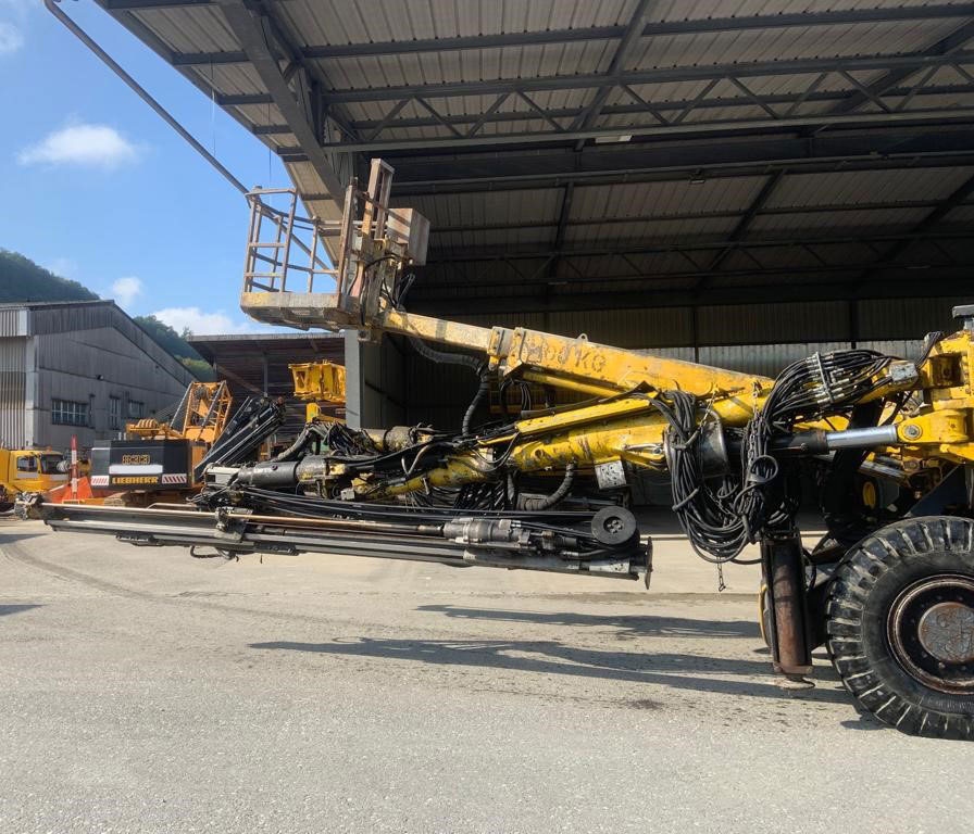 Atlas Copco L2C - Машина за хоризонтално-насочено сондиране: снимка 4 Atlas Copco L2C - Машина за хоризонтално-насочено сондиране: снимка 4