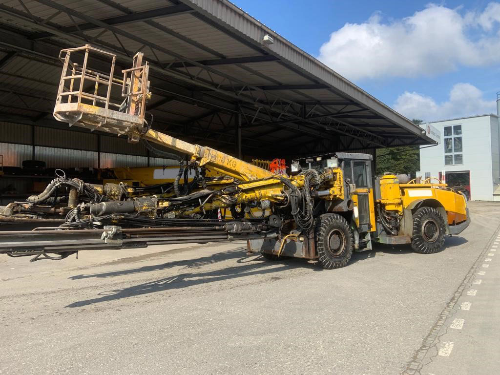 Atlas Copco L2C - Машина за хоризонтално-насочено сондиране: снимка 2 Atlas Copco L2C - Машина за хоризонтално-насочено сондиране: снимка 2