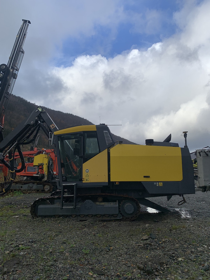 Atlas Copco SmartROC T40-11 - Пробивна машина: снимка 1 Atlas Copco SmartROC T40-11 - Пробивна машина: снимка 1