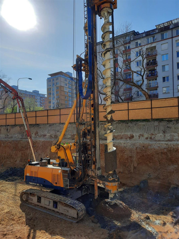 Bauer BG 15V - Машина за набиване: снимка 2 Bauer BG 15V - Машина за набиване: снимка 2