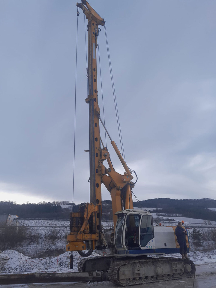 Bauer BG 18H - Машина за набиване: снимка 2 Bauer BG 18H - Машина за набиване: снимка 2