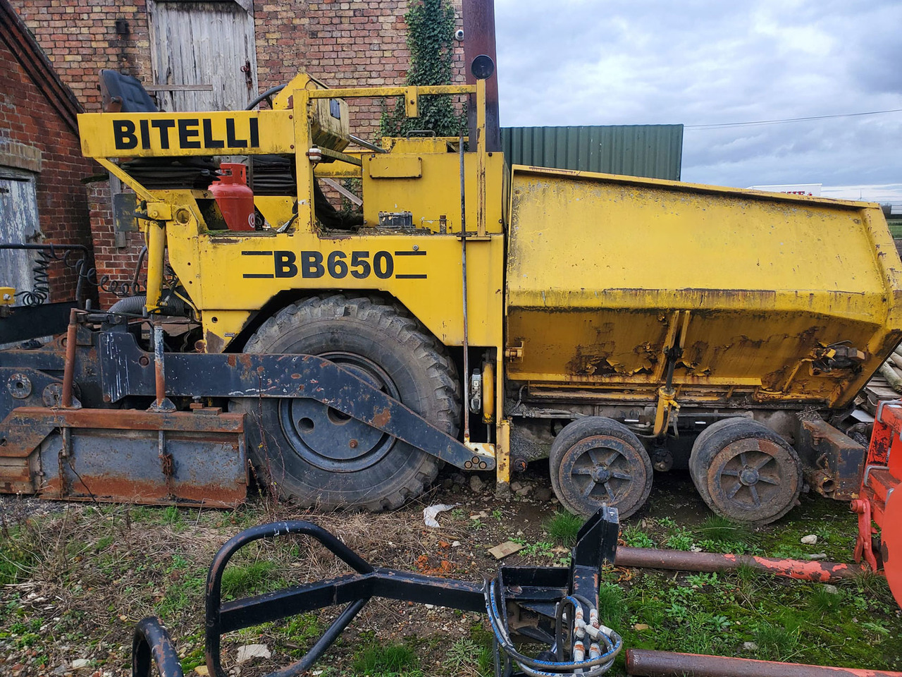 Bitelli BB650 - Асфалтополагач: снимка 2 Bitelli BB650 - Асфалтополагач: снимка 2