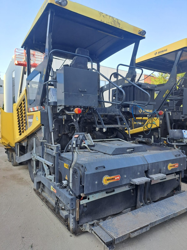 Bomag BF600 P-2 - Асфалтополагач: снимка 5 Bomag BF600 P-2 - Асфалтополагач: снимка 5