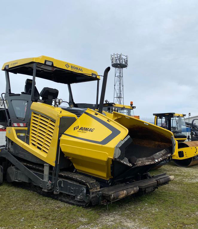 Bomag BF700 C-3 - Асфалтополагач: снимка 3 Bomag BF700 C-3 - Асфалтополагач: снимка 3