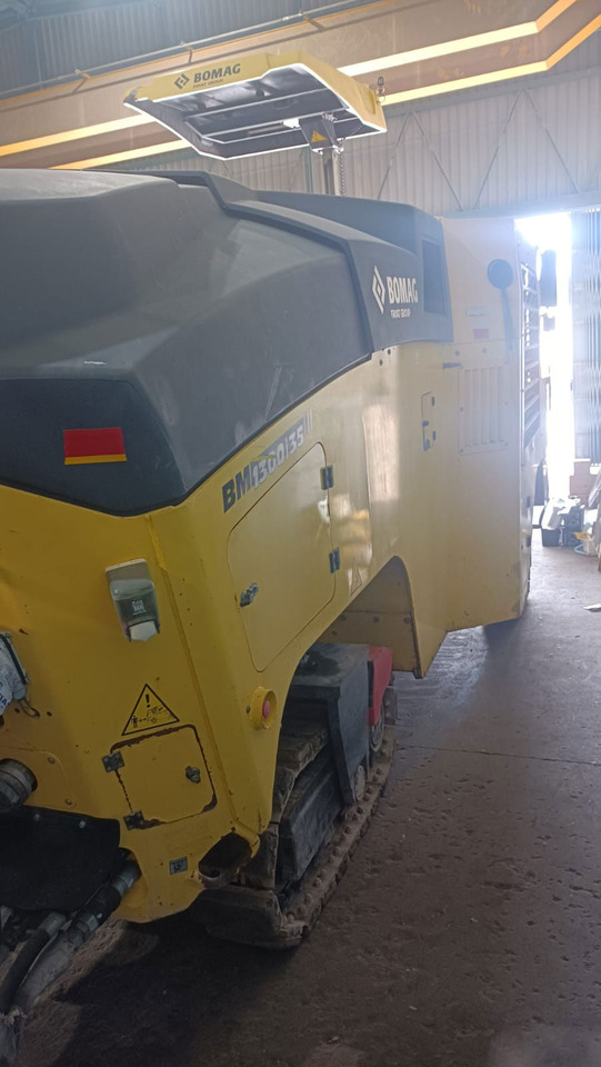Bomag BM 1300/35 - Пътна фреза: снимка 3 Bomag BM 1300/35 - Пътна фреза: снимка 3