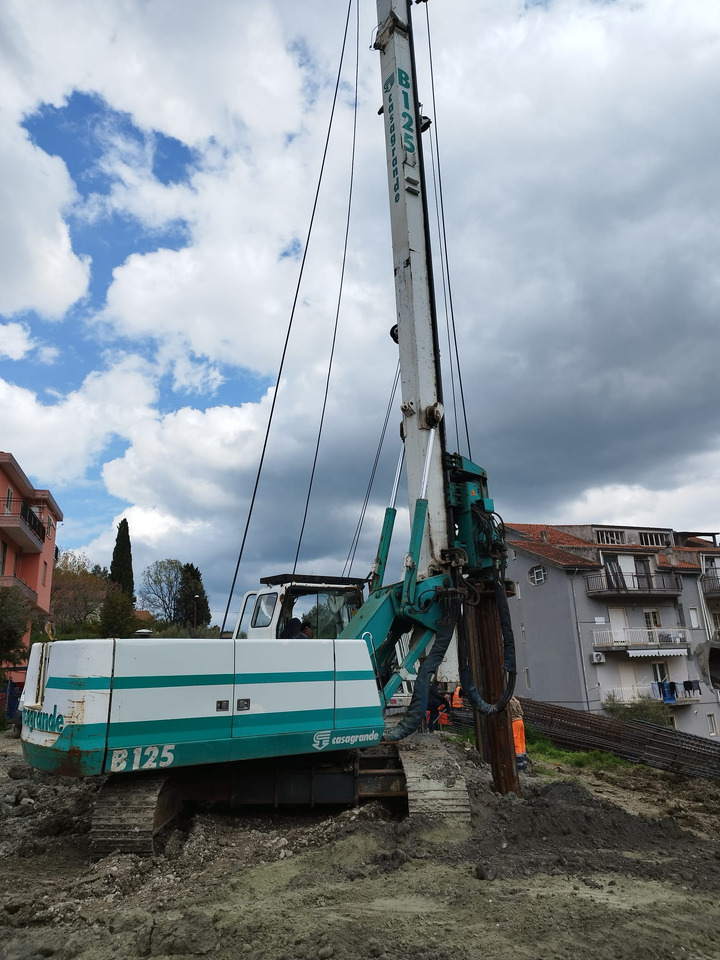 Casagrande B125 - Машина за набиване: снимка 4 Casagrande B125 - Машина за набиване: снимка 4