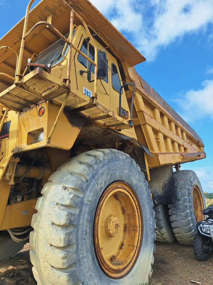 Caterpillar 777C - Самосвал: снимка 2 Caterpillar 777C - Самосвал: снимка 2