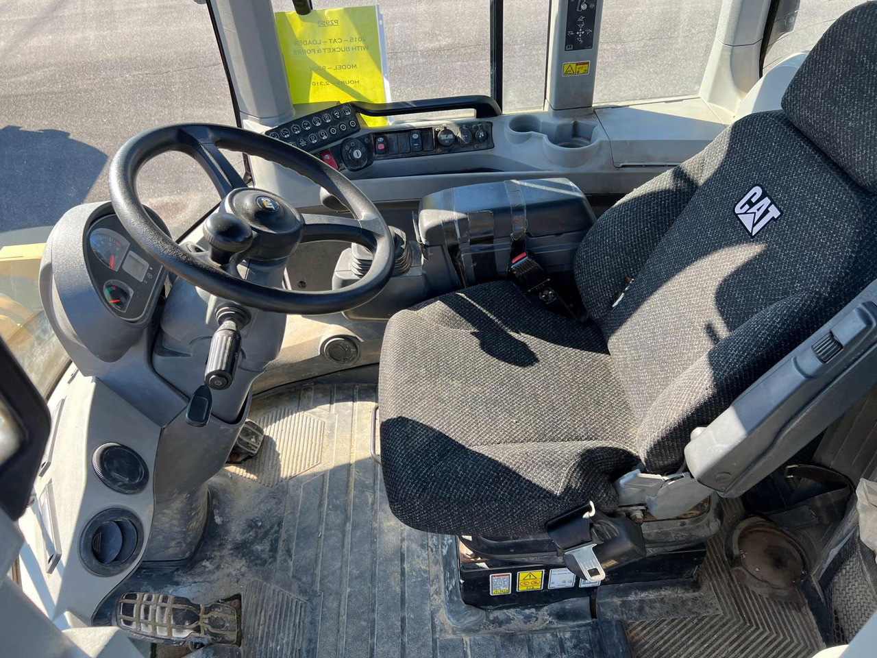 Колесен товарач Caterpillar 930K: снимка 6