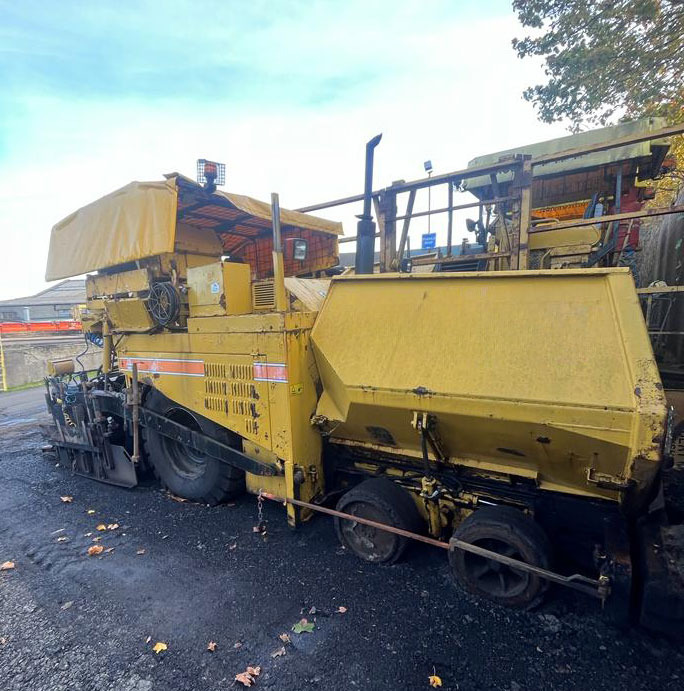 Caterpillar AP600 - Асфалтополагач: снимка 1 Caterpillar AP600 - Асфалтополагач: снимка 1