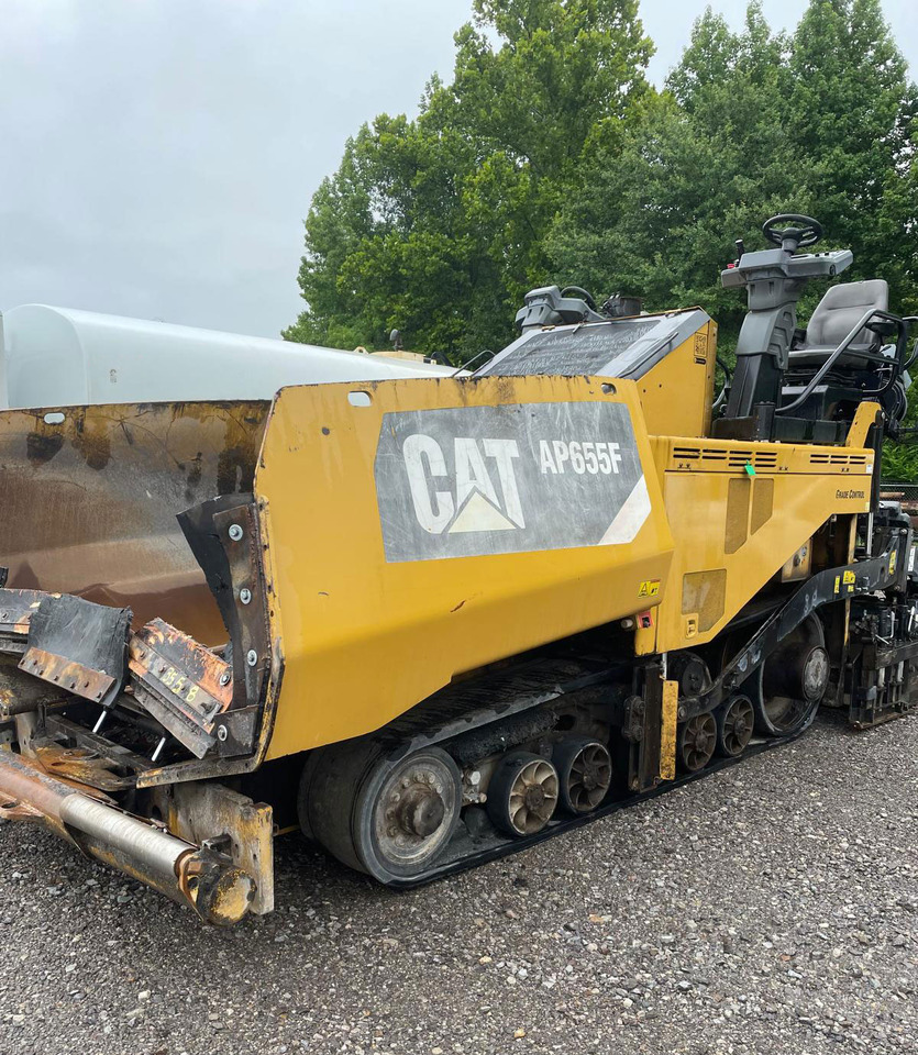 Caterpillar AP655F - Асфалтополагач: снимка 1 Caterpillar AP655F - Асфалтополагач: снимка 1