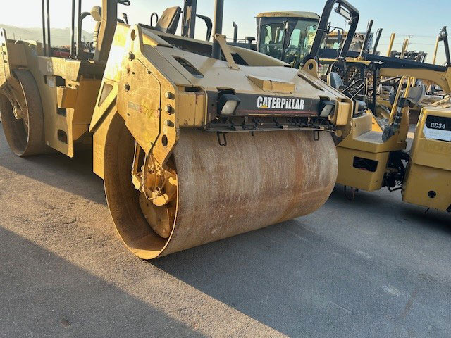 Caterpillar CB-543D XW - Валяк: снимка 4 Caterpillar CB-543D XW - Валяк: снимка 4