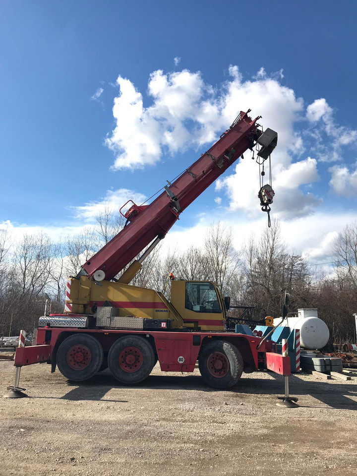 Demag AC 40 City - Автокран: снимка 1 Demag AC 40 City - Автокран: снимка 1