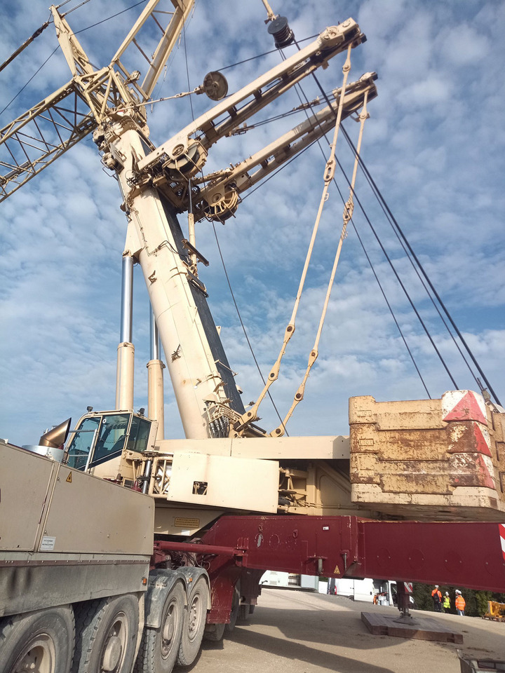 Demag AC 700 - Автокран: снимка 5 Demag AC 700 - Автокран: снимка 5