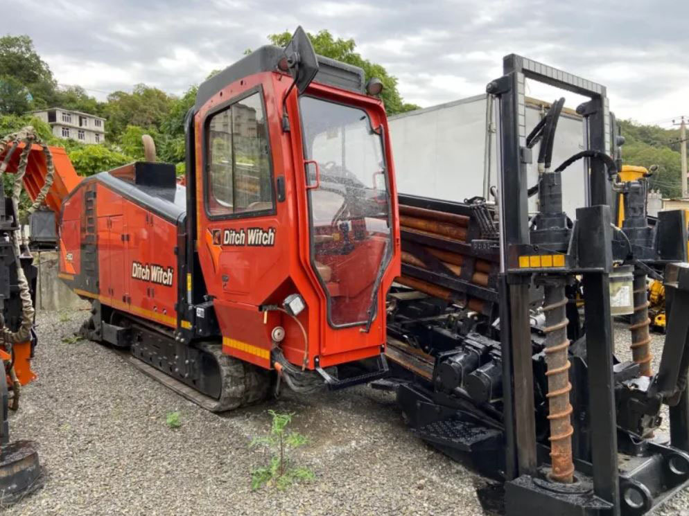 Ditch Witch JT60AT - Машина за хоризонтално-насочено сондиране: снимка 1 Ditch Witch JT60AT - Машина за хоризонтално-насочено сондиране: снимка 1