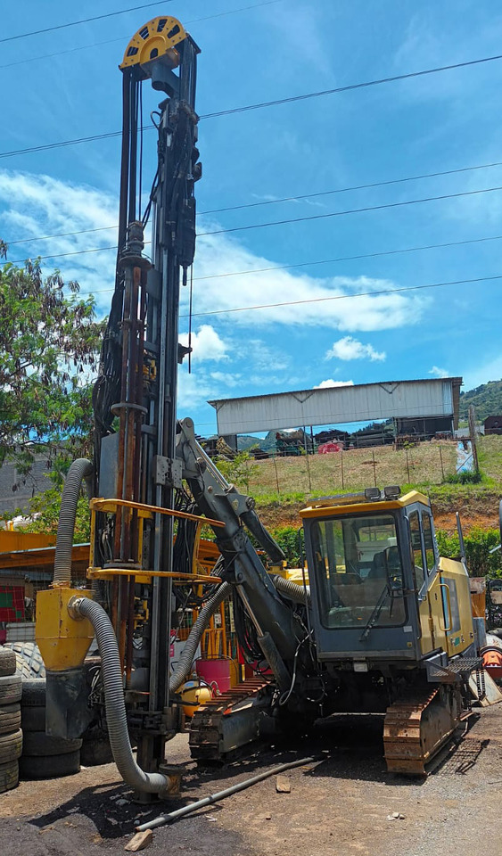 Epiroc PowerROC T35 - Пробивна машина: снимка 2 Epiroc PowerROC T35 - Пробивна машина: снимка 2