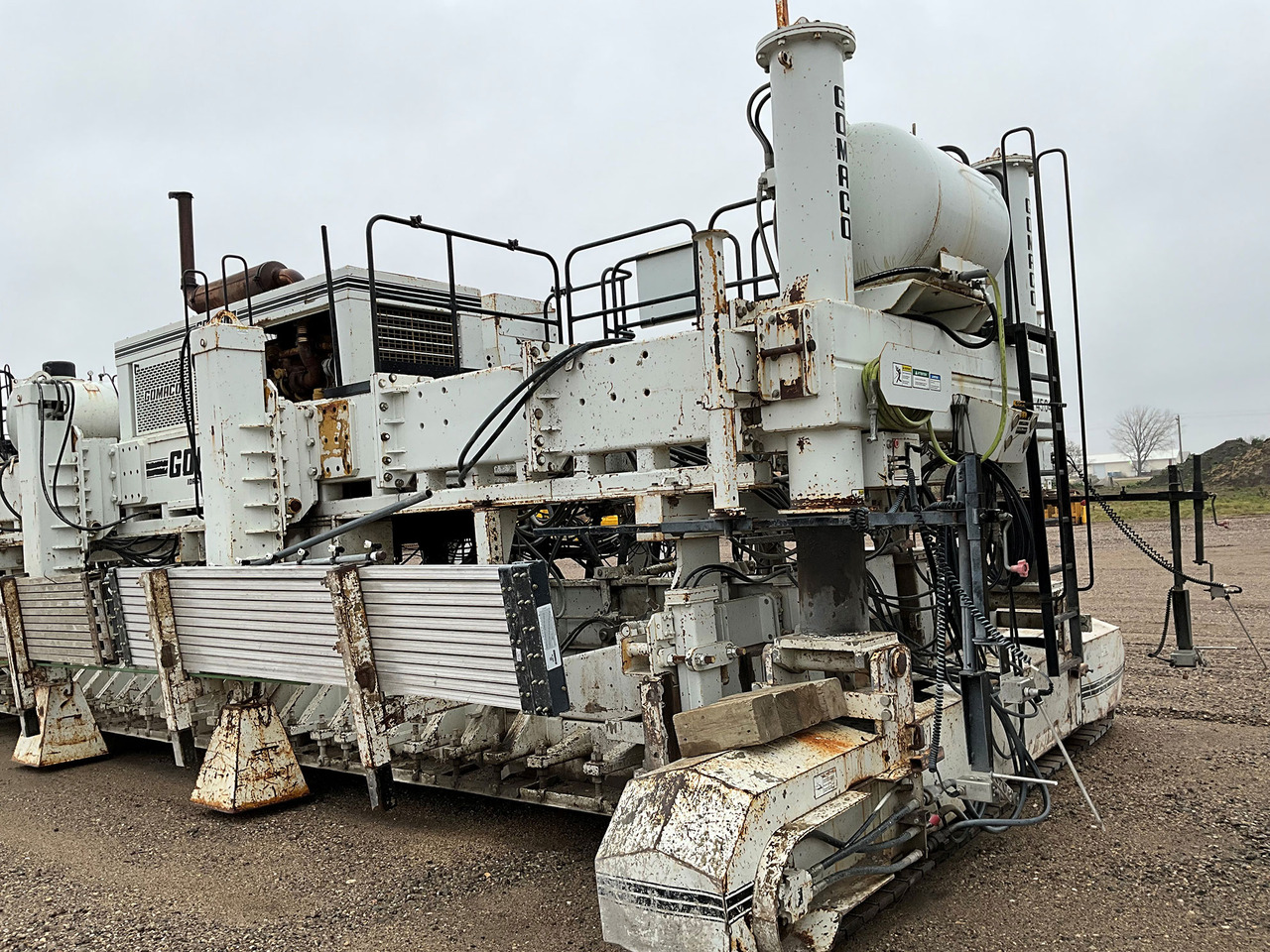 Gomaco GP-2600 - Асфалтополагач: снимка 5 Gomaco GP-2600 - Асфалтополагач: снимка 5