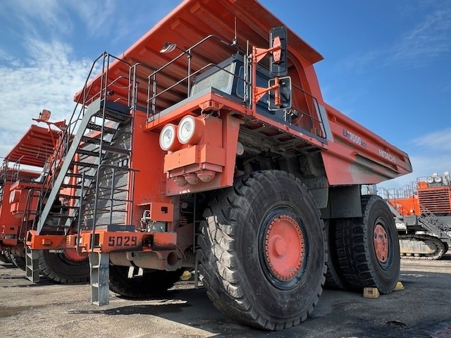 Hitachi EH3500ACII - Самосвал: снимка 2 Hitachi EH3500ACII - Самосвал: снимка 2