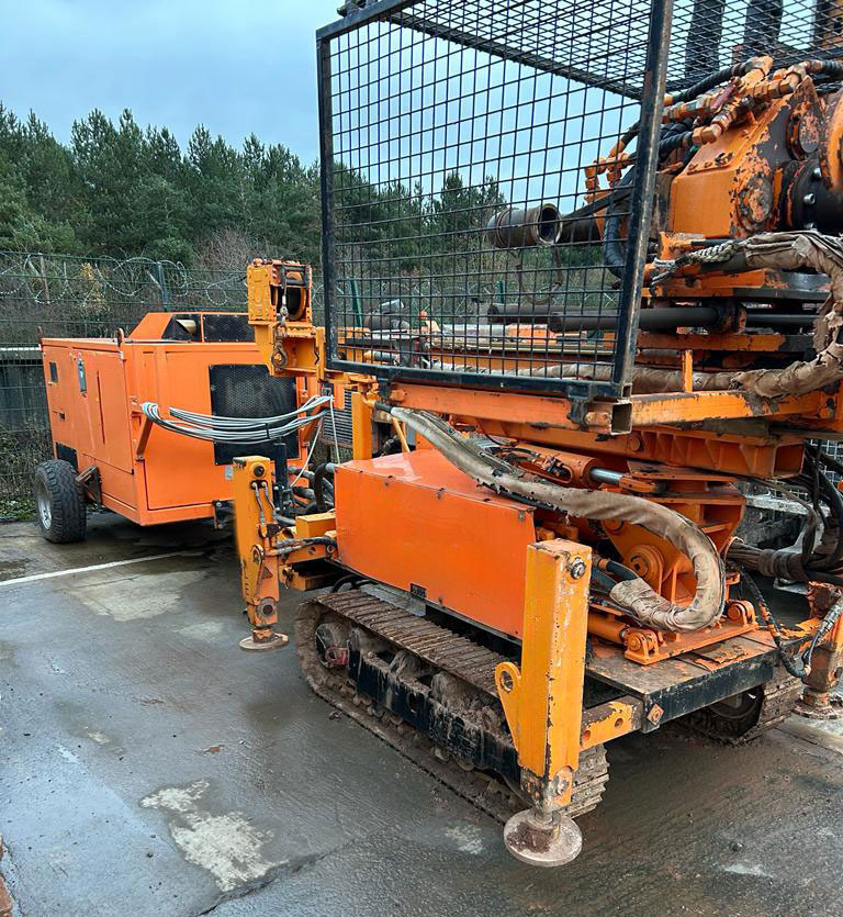Hutte HBR 302 - Машина за набиване: снимка 1 Hutte HBR 302 - Машина за набиване: снимка 1