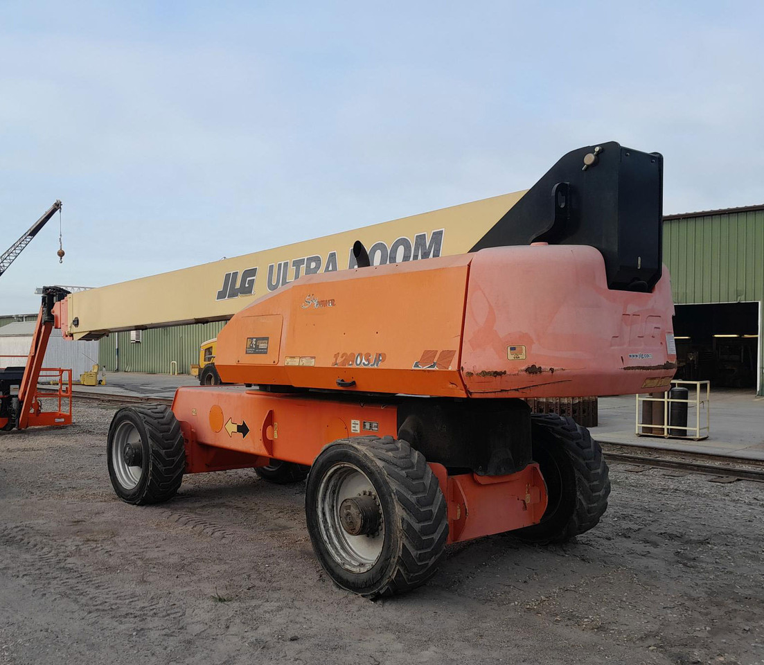 JLG 1200SJP - Телескопичен колесен товарач: снимка 4 JLG 1200SJP - Телескопичен колесен товарач: снимка 4