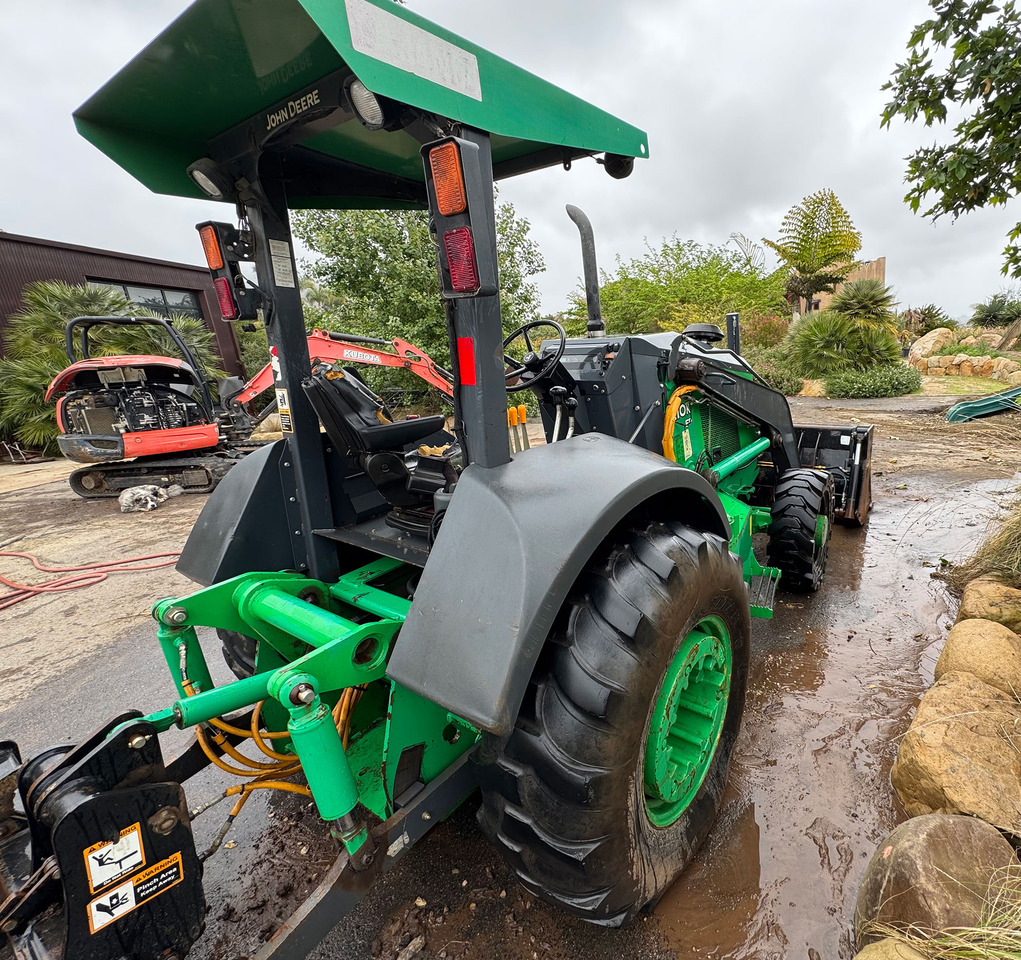 John Deere 210K EP - Товарач: снимка 4 John Deere 210K EP - Товарач: снимка 4