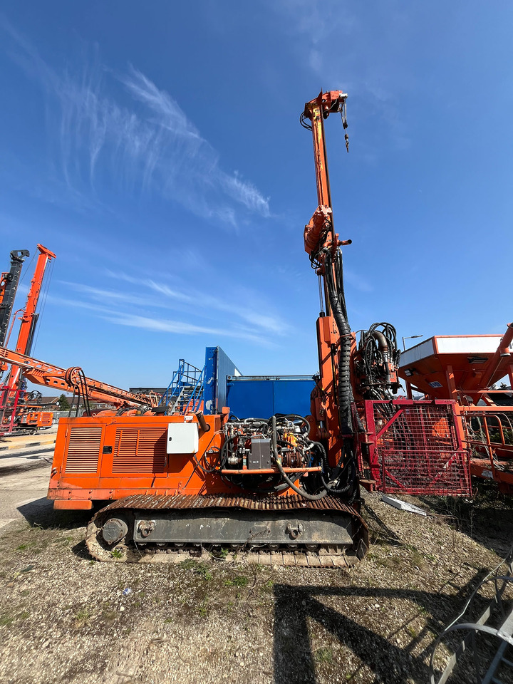 Klemm KR 709-1 - Машина за набиване: снимка 2 Klemm KR 709-1 - Машина за набиване: снимка 2