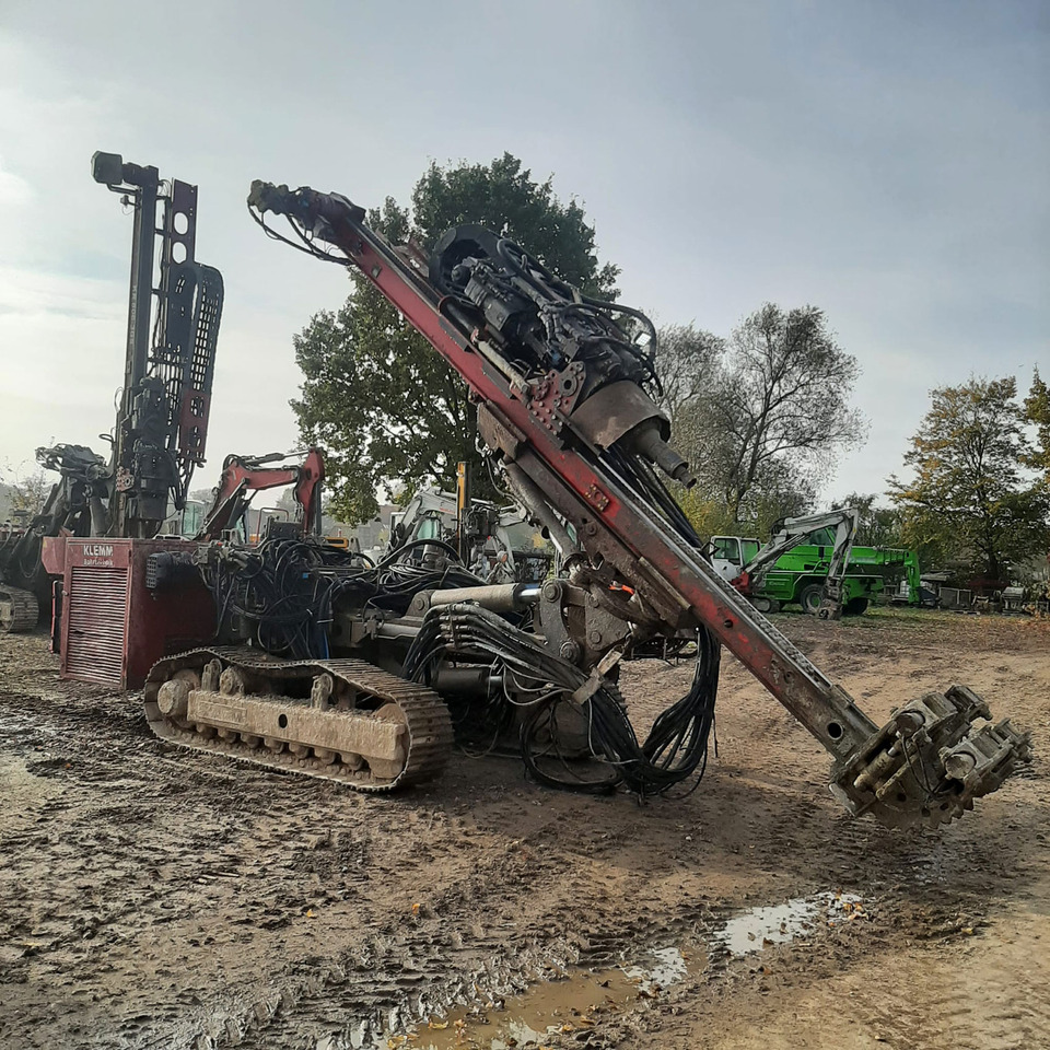 Klemm KR 806-3D - Машина за набиване: снимка 2 Klemm KR 806-3D - Машина за набиване: снимка 2