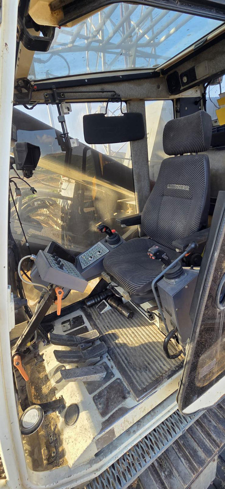 Машина за набиване Liebherr LB16: снимка 6