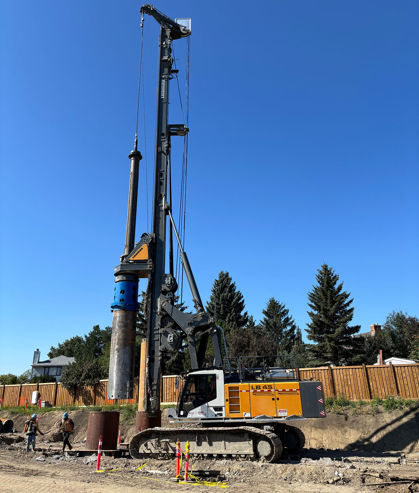 Liebherr LB45 - Машина за набиване: снимка 1 Liebherr LB45 - Машина за набиване: снимка 1