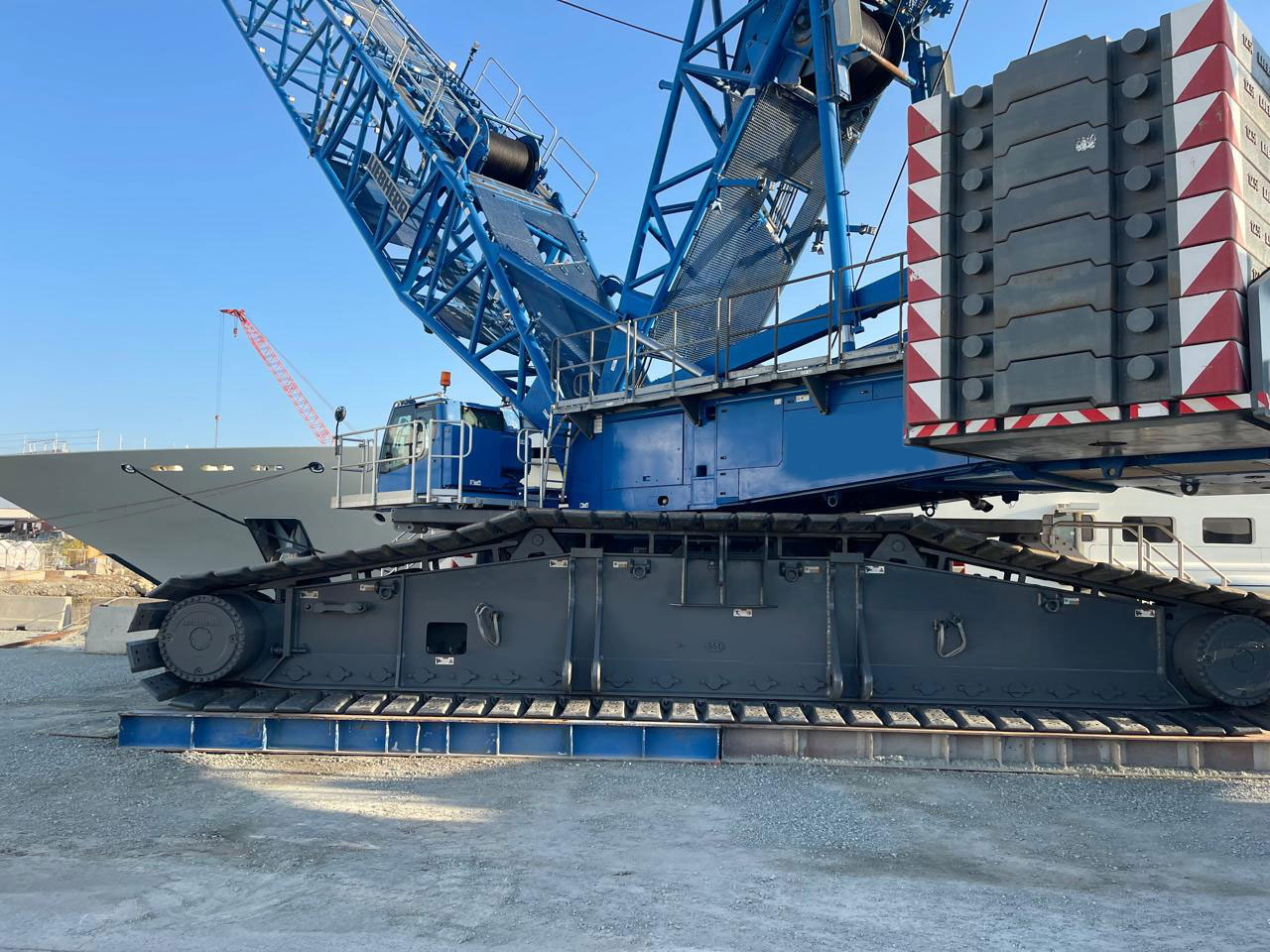 Liebherr LR1750-2 - Верижен кран: снимка 4 Liebherr LR1750-2 - Верижен кран: снимка 4