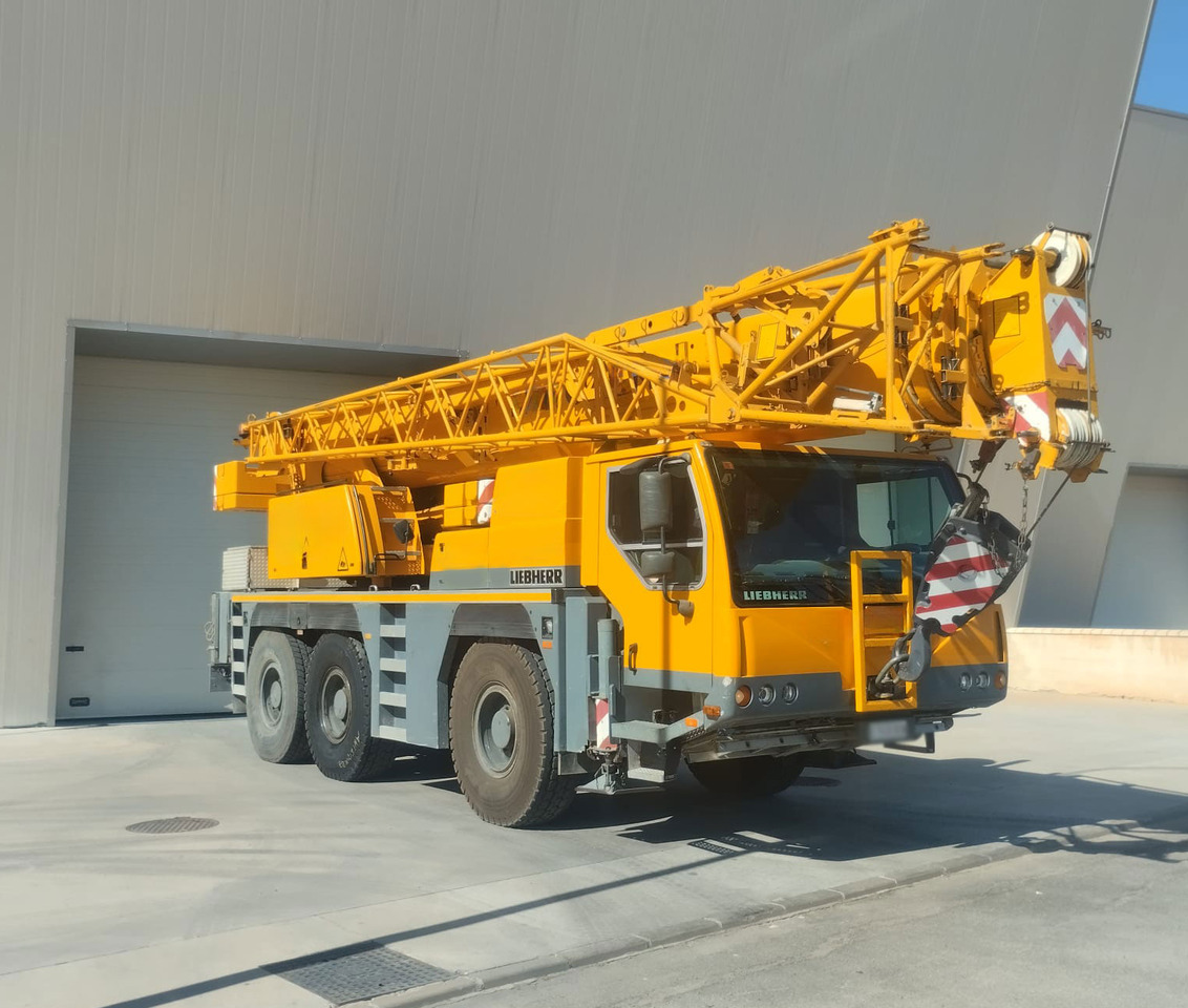 Liebherr LTM 1055-3.1 - Автокран: снимка 2 Liebherr LTM 1055-3.1 - Автокран: снимка 2