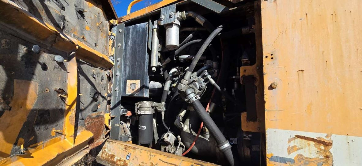 Liebherr R944C T Litronic - Минна машина: снимка 5 Liebherr R944C T Litronic - Минна машина: снимка 5