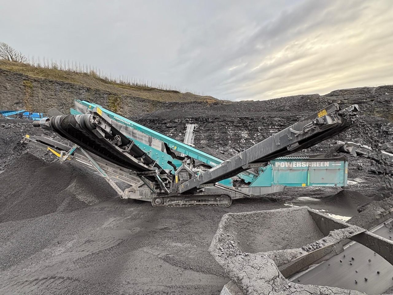 Powerscreen Chieftain 2100x - Пресевна инсталация: снимка 1 Powerscreen Chieftain 2100x - Пресевна инсталация: снимка 1