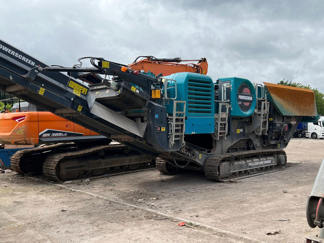 Powerscreen Premiertrak R400X - Челюстна трошачка: снимка 1 Powerscreen Premiertrak R400X - Челюстна трошачка: снимка 1