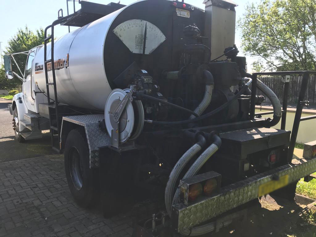 Камион цистерна Rosco Maximizer 3: снимка 6