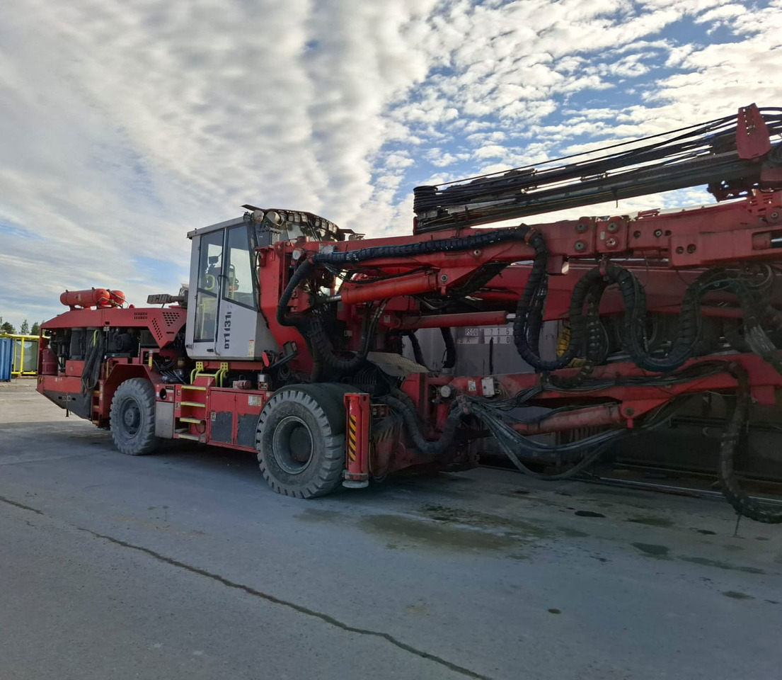 Sandvik DT1131I - Машина за хоризонтално-насочено сондиране: снимка 4 Sandvik DT1131I - Машина за хоризонтално-насочено сондиране: снимка 4