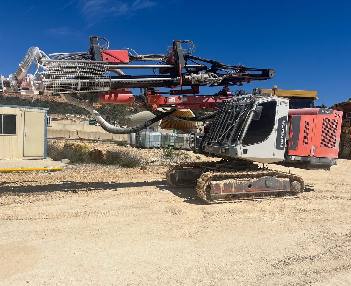 Sandvik DX800 - Пробивна машина: снимка 2 Sandvik DX800 - Пробивна машина: снимка 2