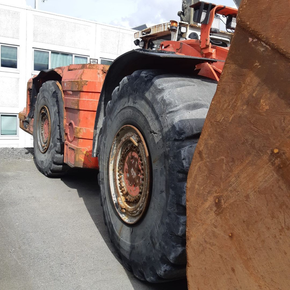 Sandvik LH517 - Минна машина: снимка 5 Sandvik LH517 - Минна машина: снимка 5