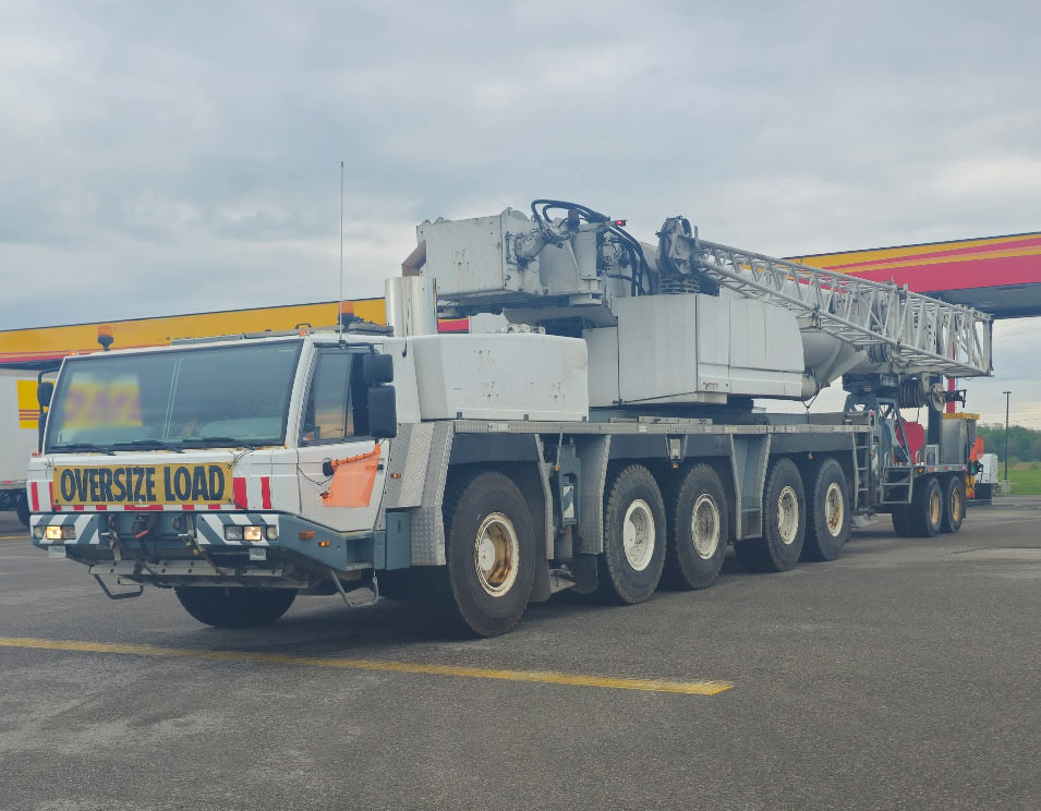 Tadano ATF 220G-5 - Кран за всякакви терени: снимка 1 Tadano ATF 220G-5 - Кран за всякакви терени: снимка 1