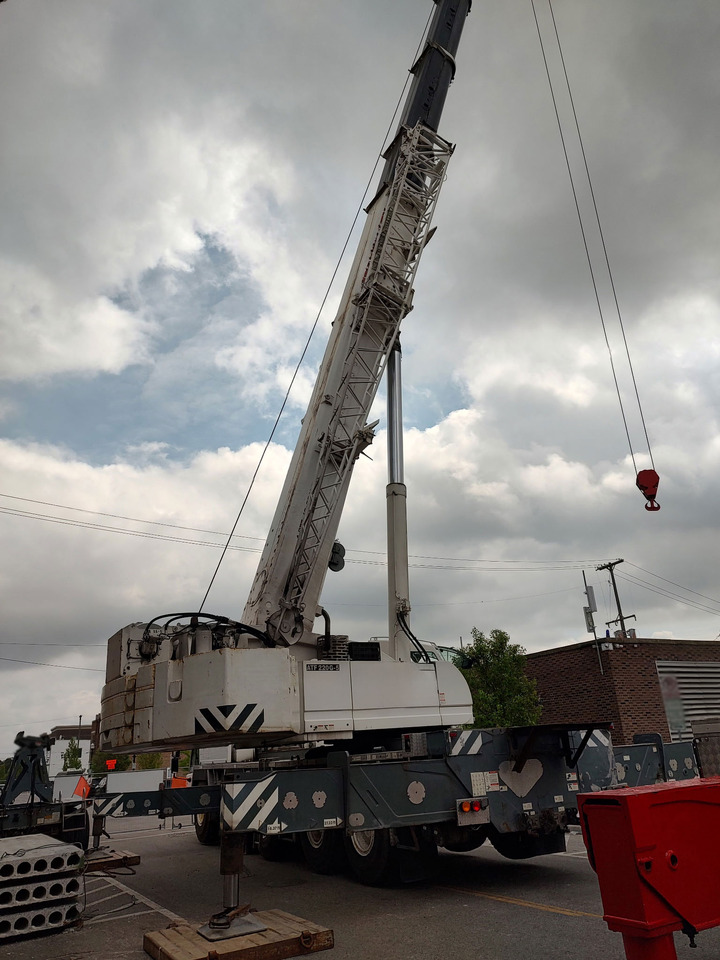 Tadano ATF 220G-5 - Кран за всякакви терени: снимка 5 Tadano ATF 220G-5 - Кран за всякакви терени: снимка 5