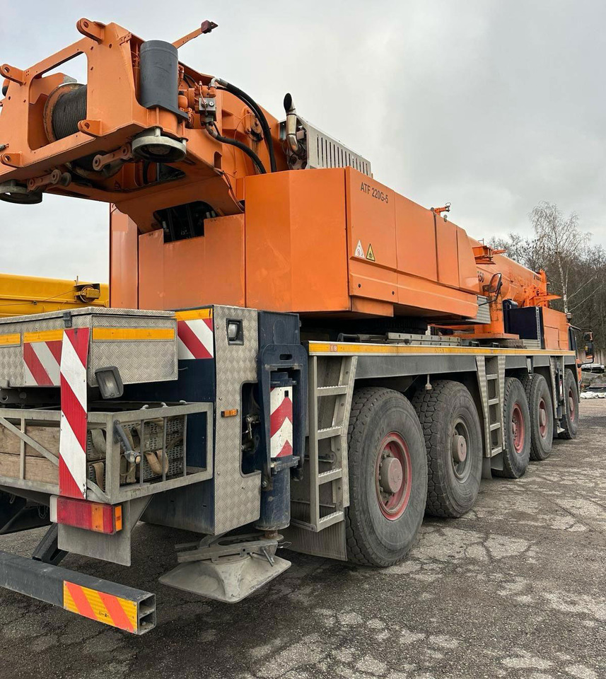 Tadano Faun ATF 220G-5 - Автокран: снимка 5 Tadano Faun ATF 220G-5 - Автокран: снимка 5
