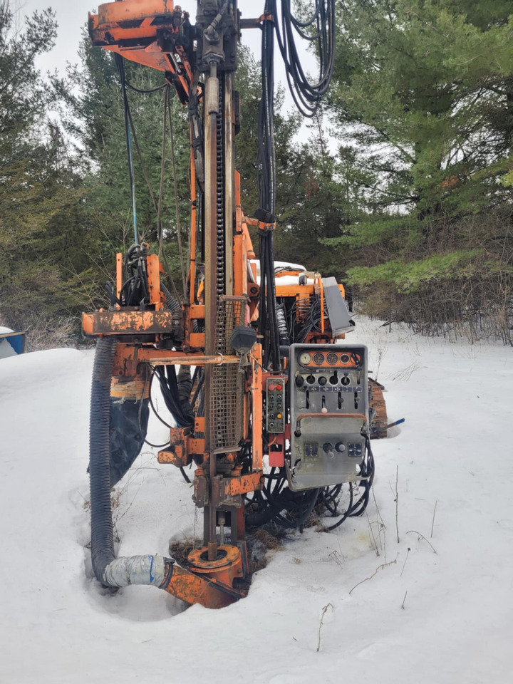 Tamrock Ranger 700 - Пробивна машина: снимка 4 Tamrock Ranger 700 - Пробивна машина: снимка 4