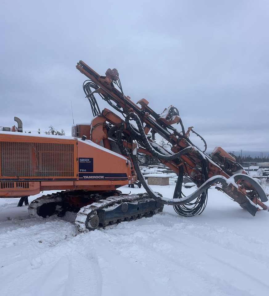 Tamrock Ranger 700 - Пробивна машина: снимка 1 Tamrock Ranger 700 - Пробивна машина: снимка 1