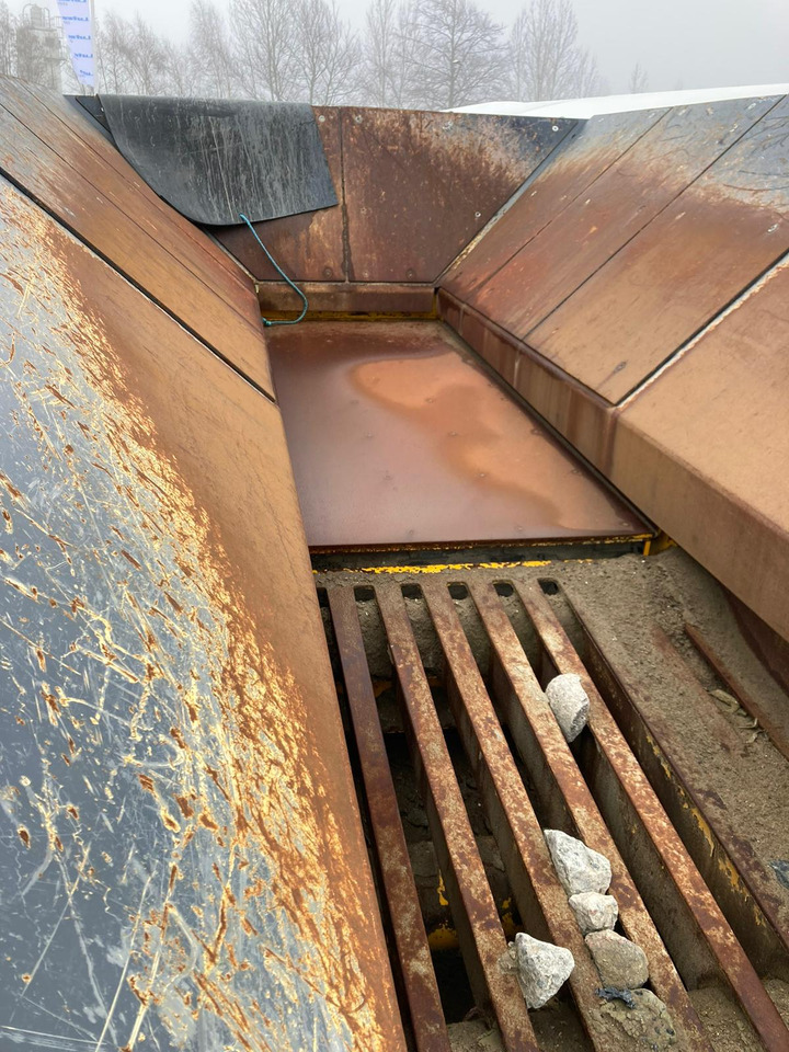 Лизинг на Tesab 700i Tesab 700i: снимка 6 Лизинг на Tesab 700i Tesab 700i: снимка 6