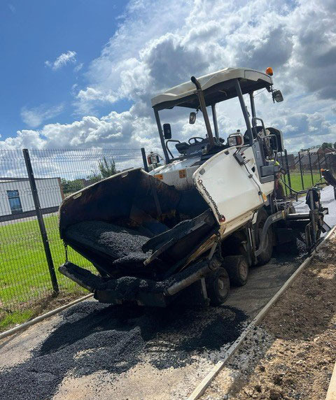 Vogele Super 1303-3i - Асфалтополагач: снимка 2 Vogele Super 1303-3i - Асфалтополагач: снимка 2