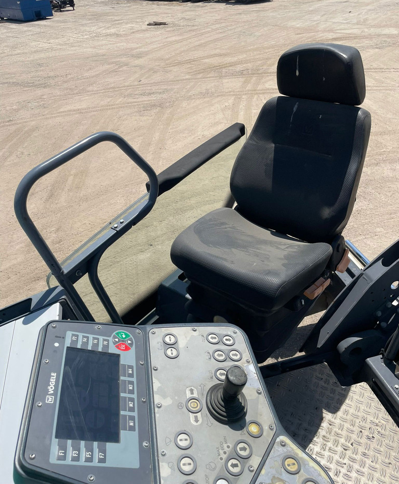 Асфалтополагач Vogele Super 2000-3i: снимка 7 Асфалтополагач Vogele Super 2000-3i: снимка 7