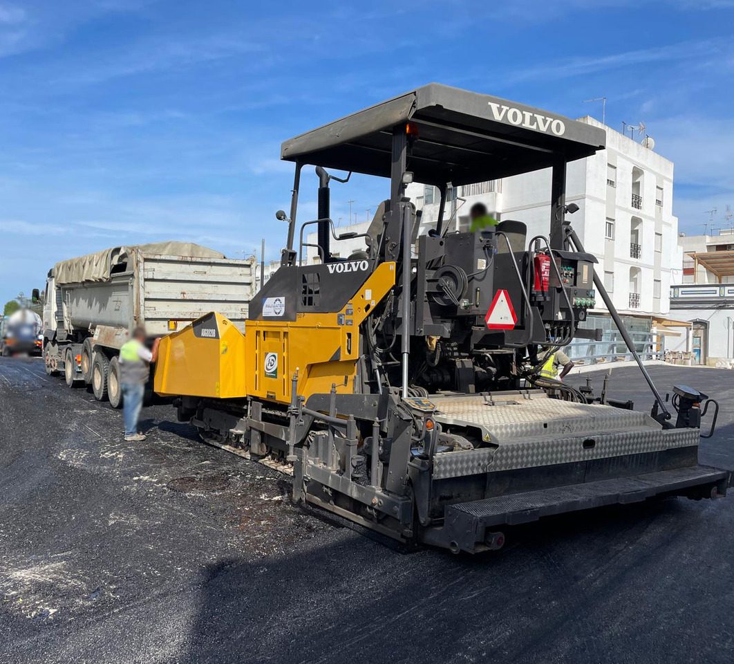 Volvo ABG 8820B - Асфалтополагач: снимка 3 Volvo ABG 8820B - Асфалтополагач: снимка 3